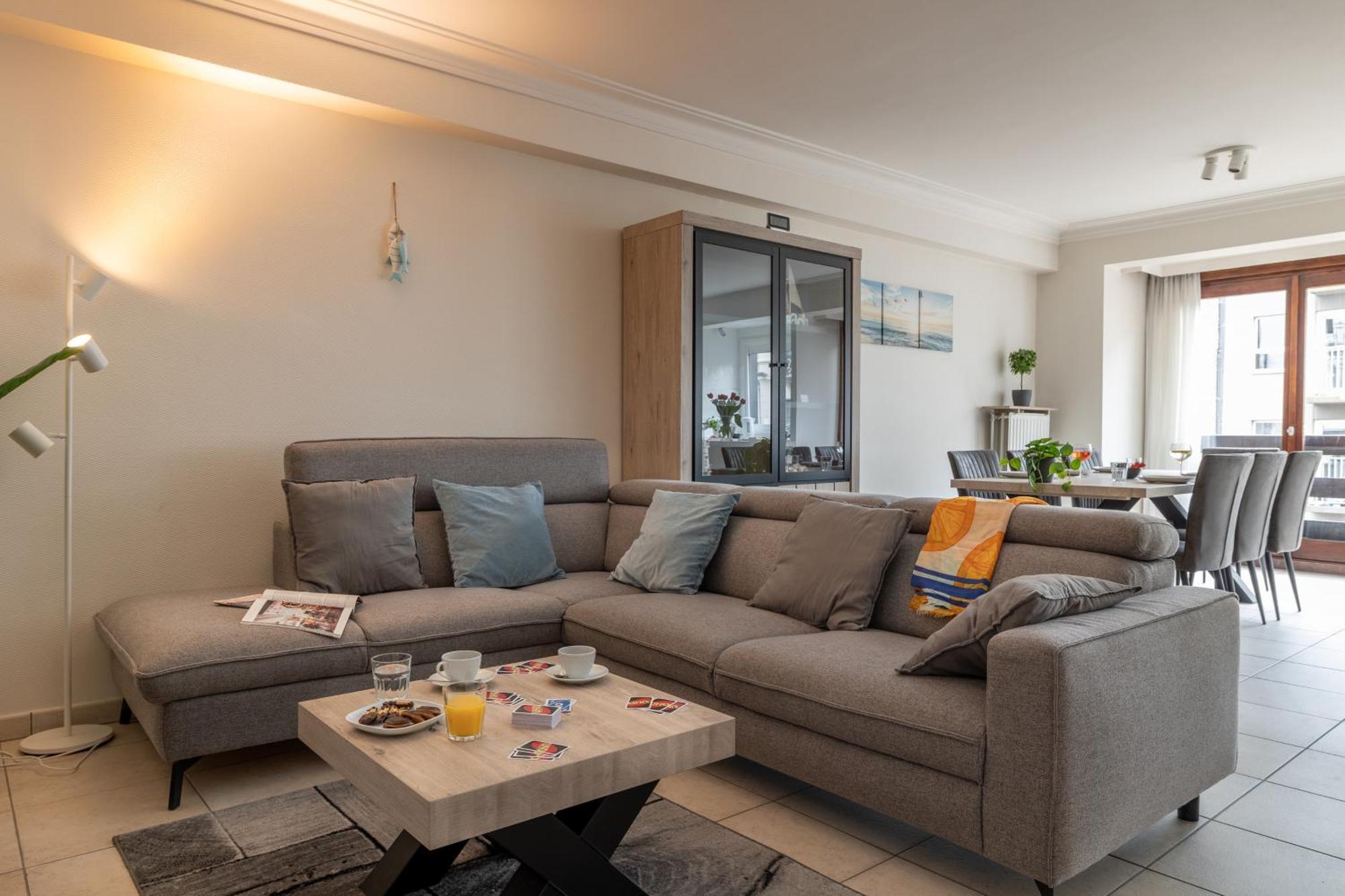 Weloveoostende - Newly Renovated Large Apartment 150M From The Beach - Including Bed Sheets And Final Clea-Ning Zewnętrze zdjęcie