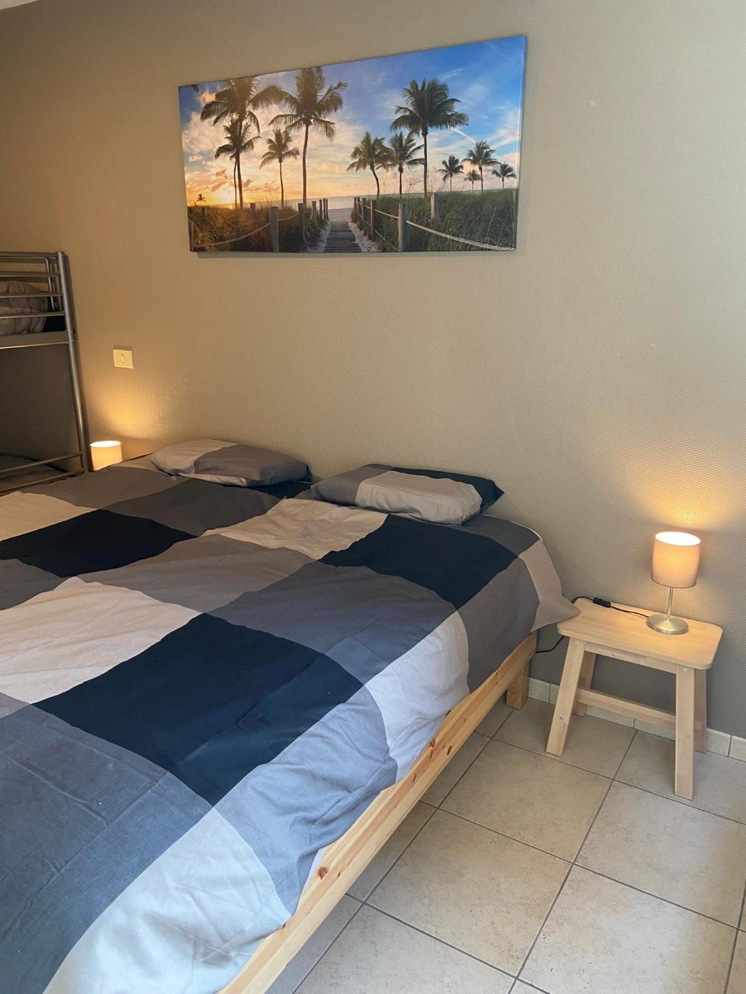 Weloveoostende - Newly Renovated Large Apartment 150M From The Beach - Including Bed Sheets And Final Clea-Ning Zewnętrze zdjęcie